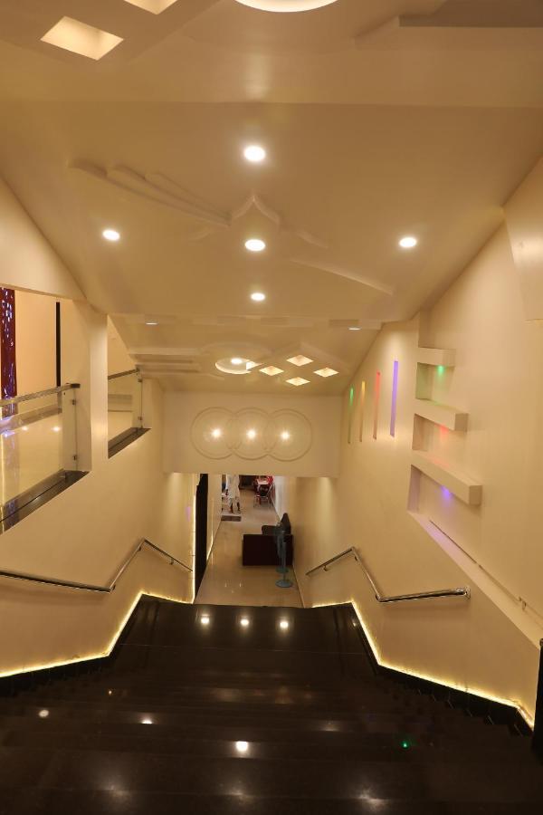 Hotel Shri Siddhivinayak Bina-Etawa Exteriér fotografie