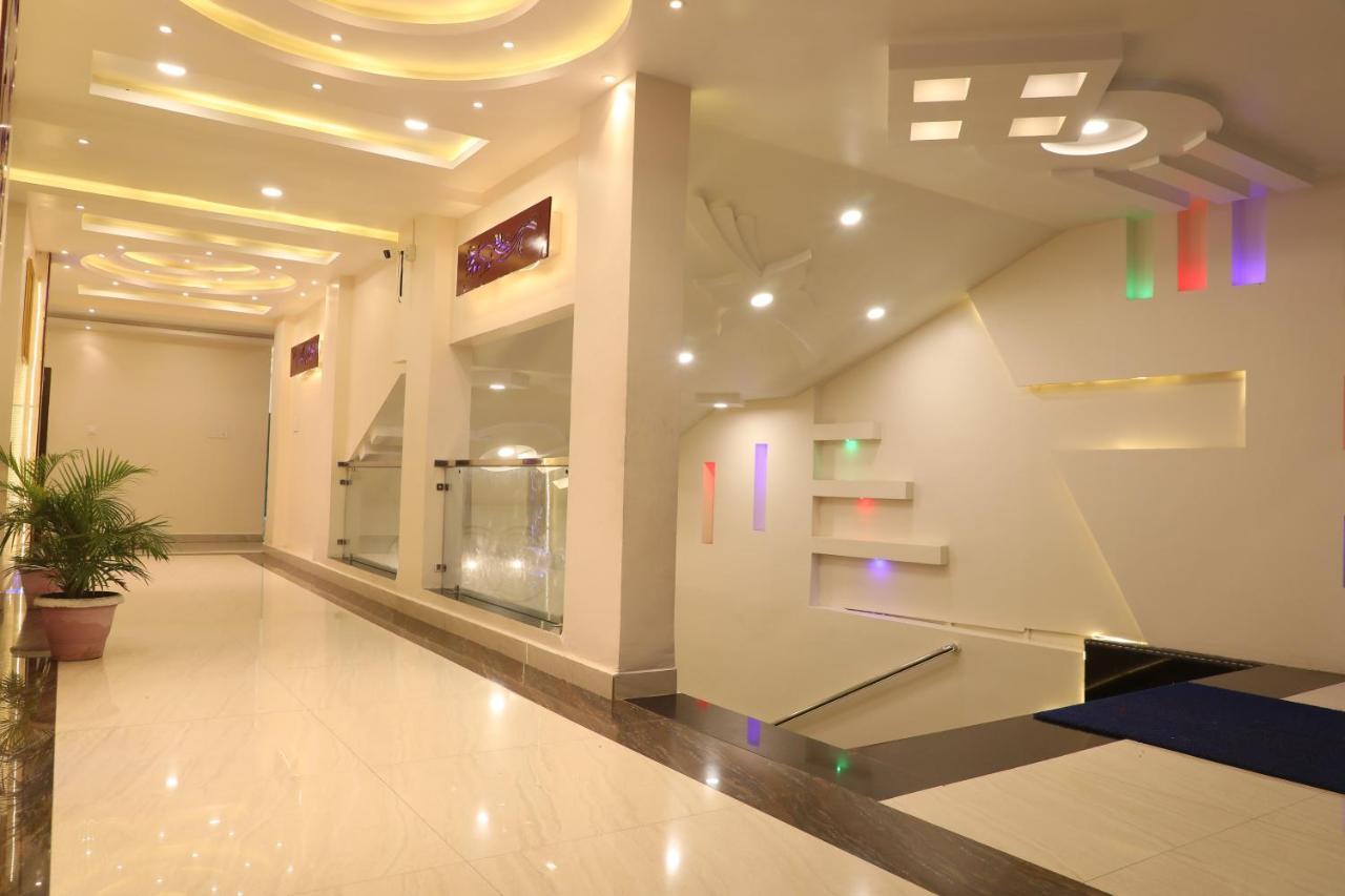 Hotel Shri Siddhivinayak Bina-Etawa Exteriér fotografie